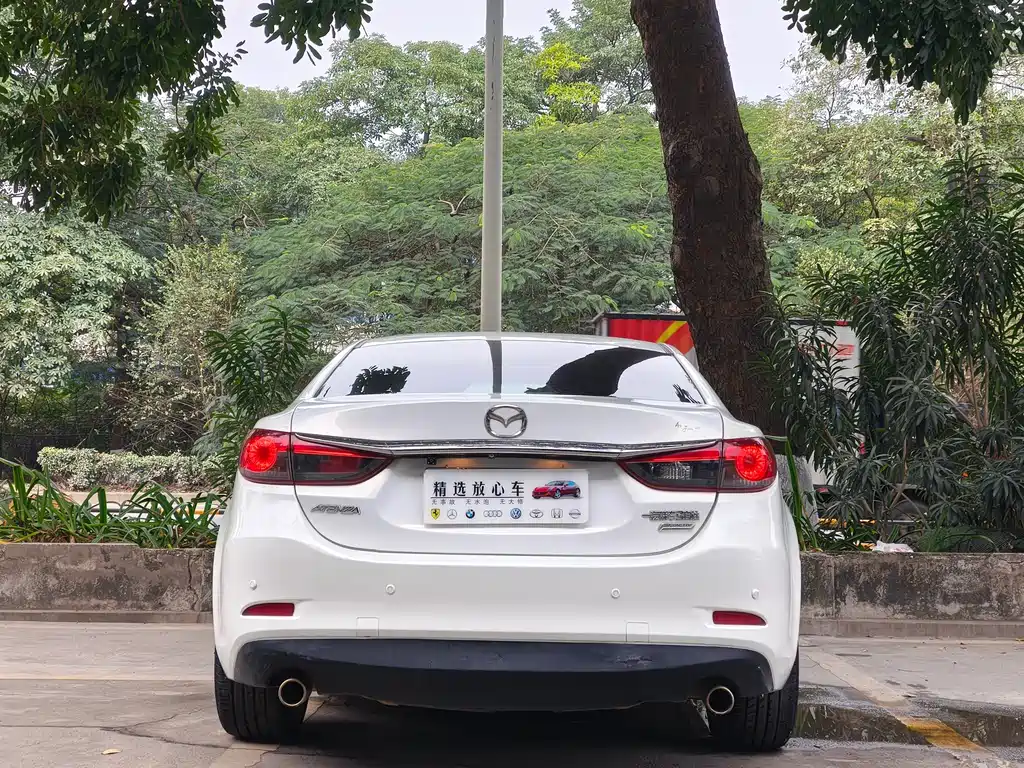 Mazda Atenza 2014 2.0L Luxury