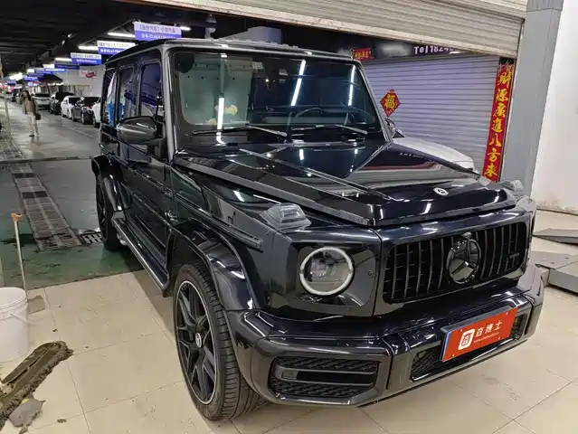 Mercedes-Benz G-Class