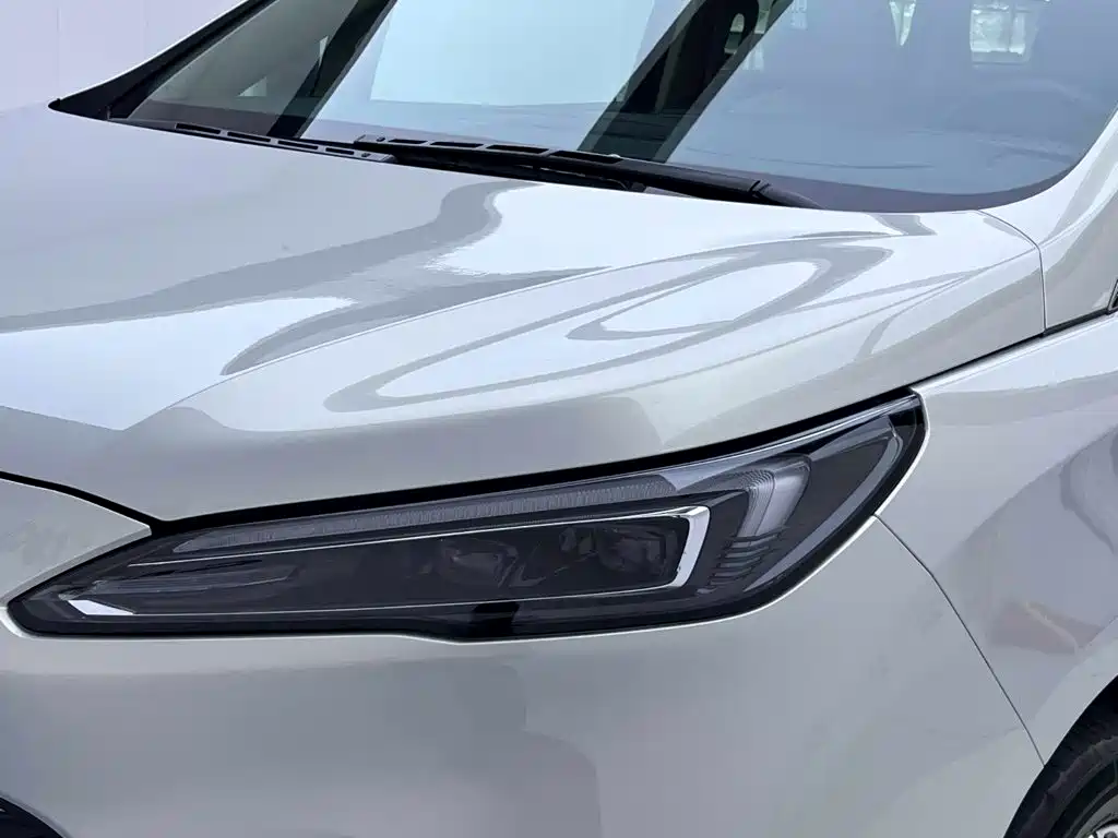 Buick GL8 Hybrid — миниатюра 12