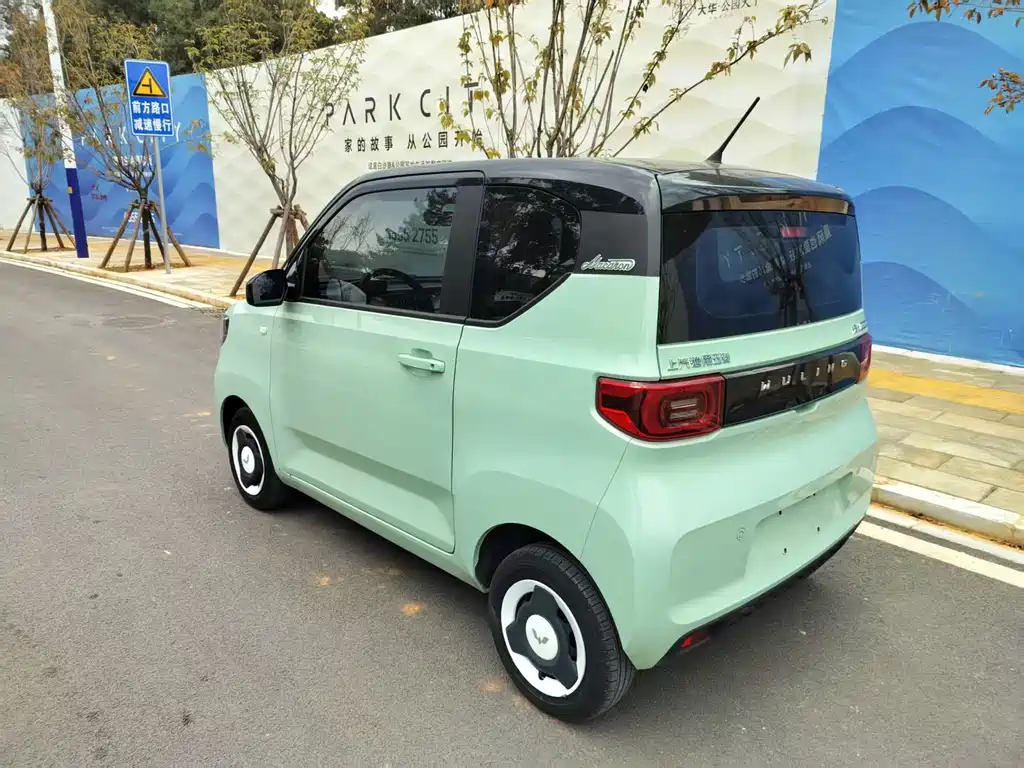 Wuling MINIEV — миниатюра 8