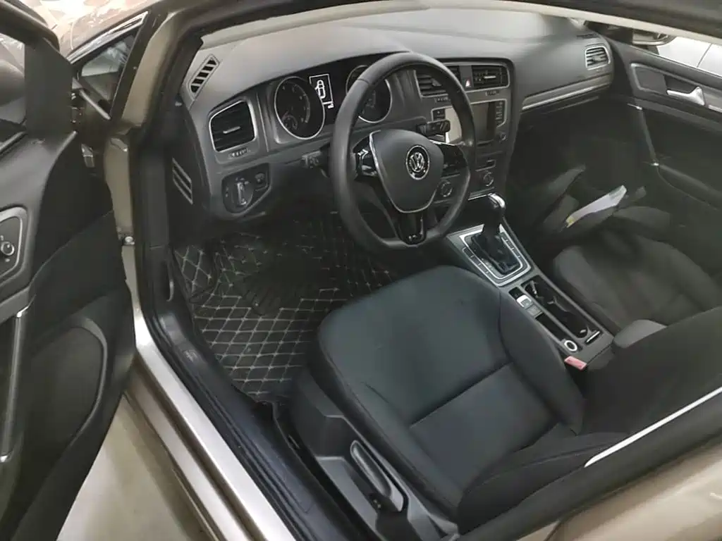 Volkswagen Golf — миниатюра 16