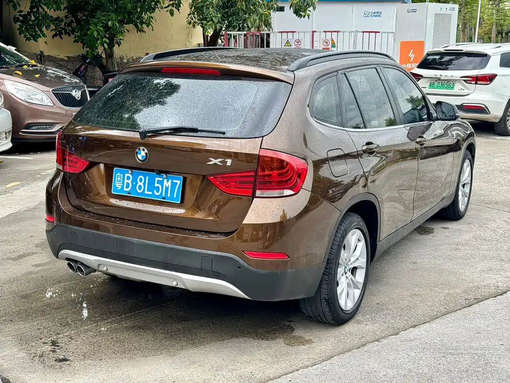 BMW X1 2014 sDrive18i Fashion