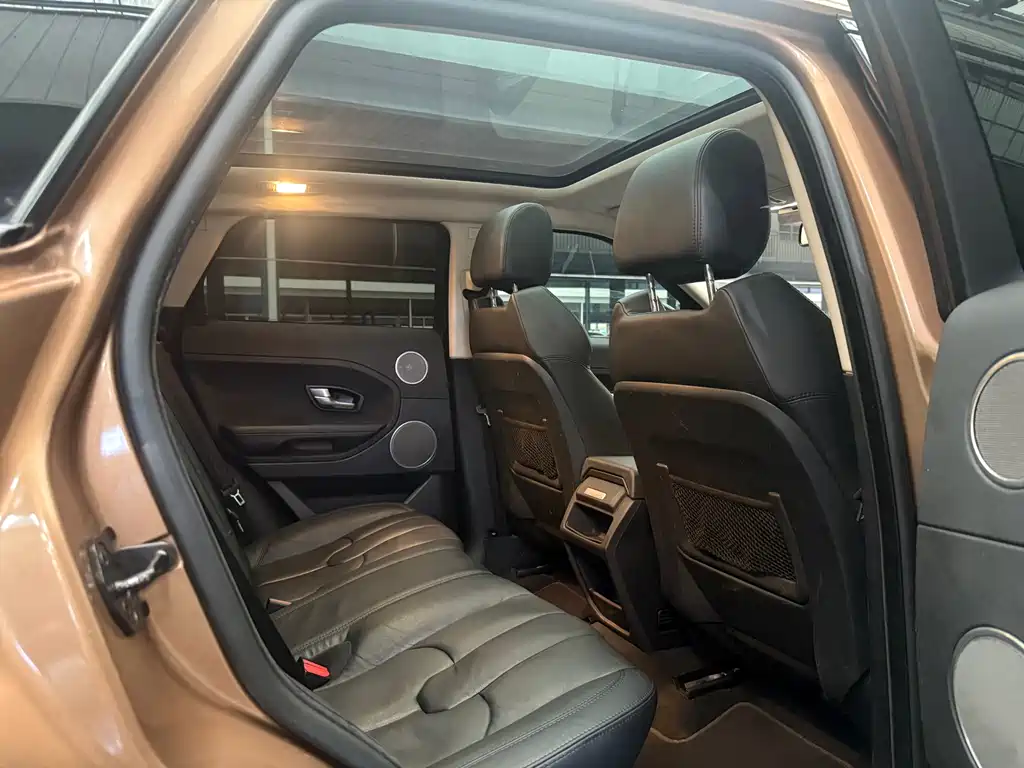 Land Rover Evoque (Import) — миниатюра 18