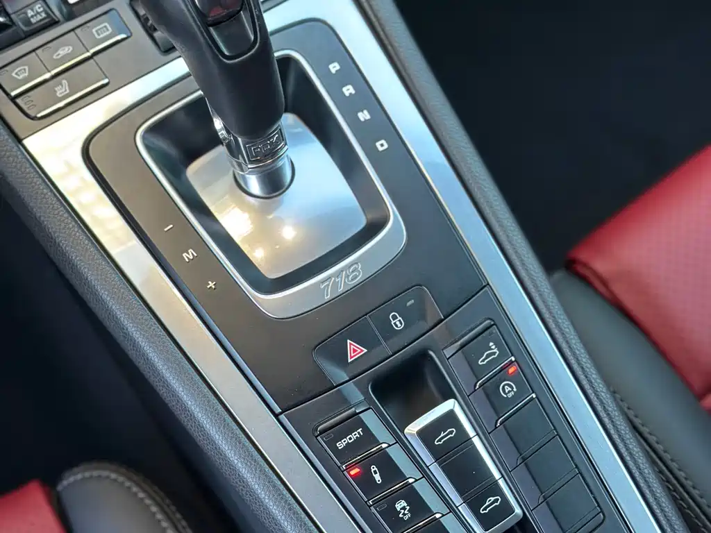 Porsche 718 2016 Boxster 2.0T