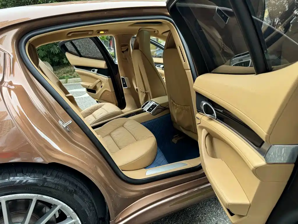 Porsche Panamera — миниатюра 12