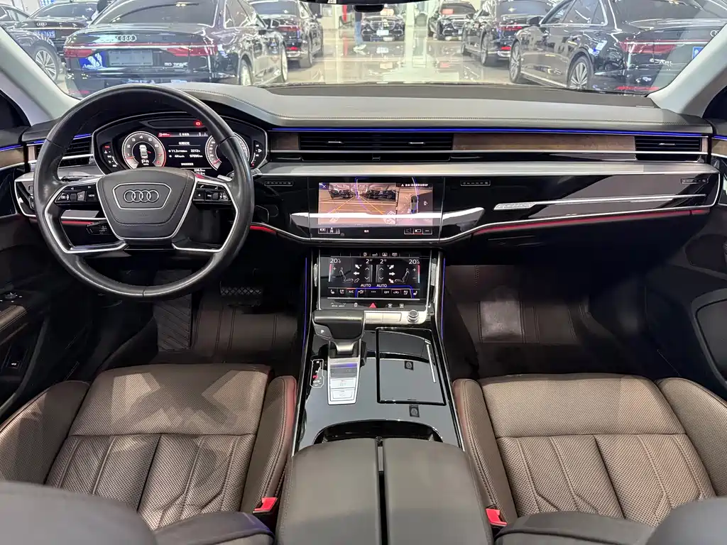 Audi A8 — миниатюра 7