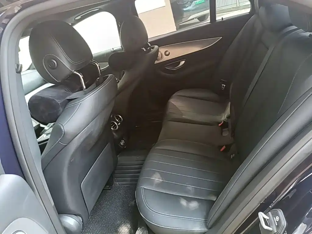 Mercedes-Benz E-Class (Import) — миниатюра 17