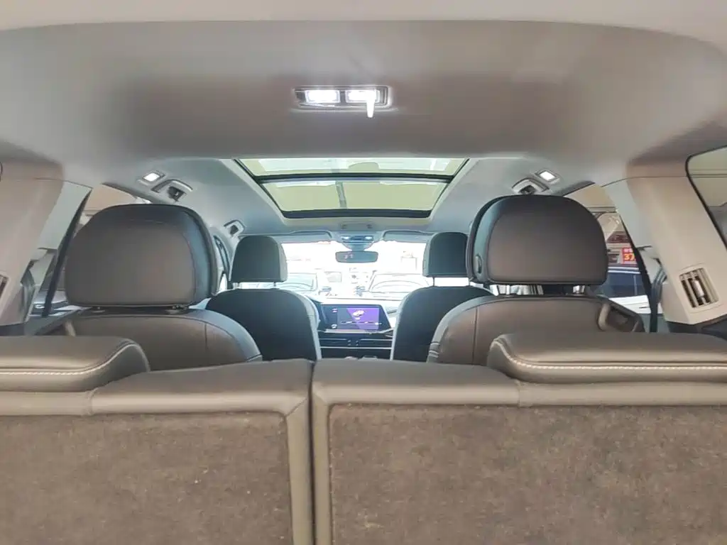 Volkswagen Talagon — миниатюра 18