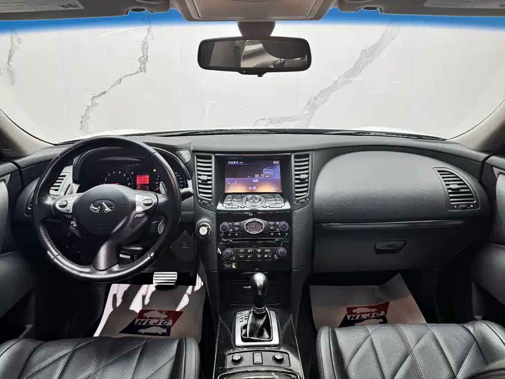 Infiniti FX 2011 FX35 Standard