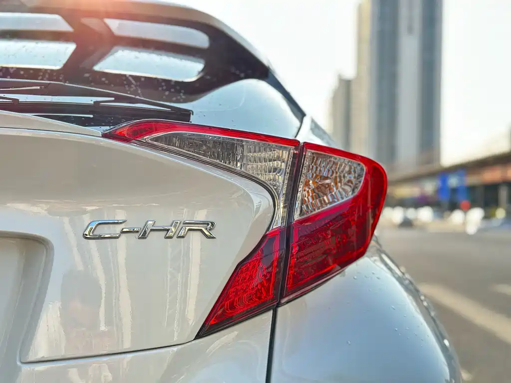 Toyota C-HR — миниатюра 20