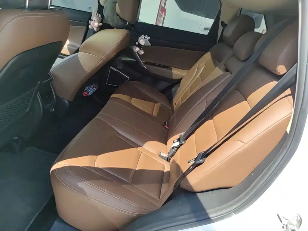 Geely Boyue — миниатюра 17