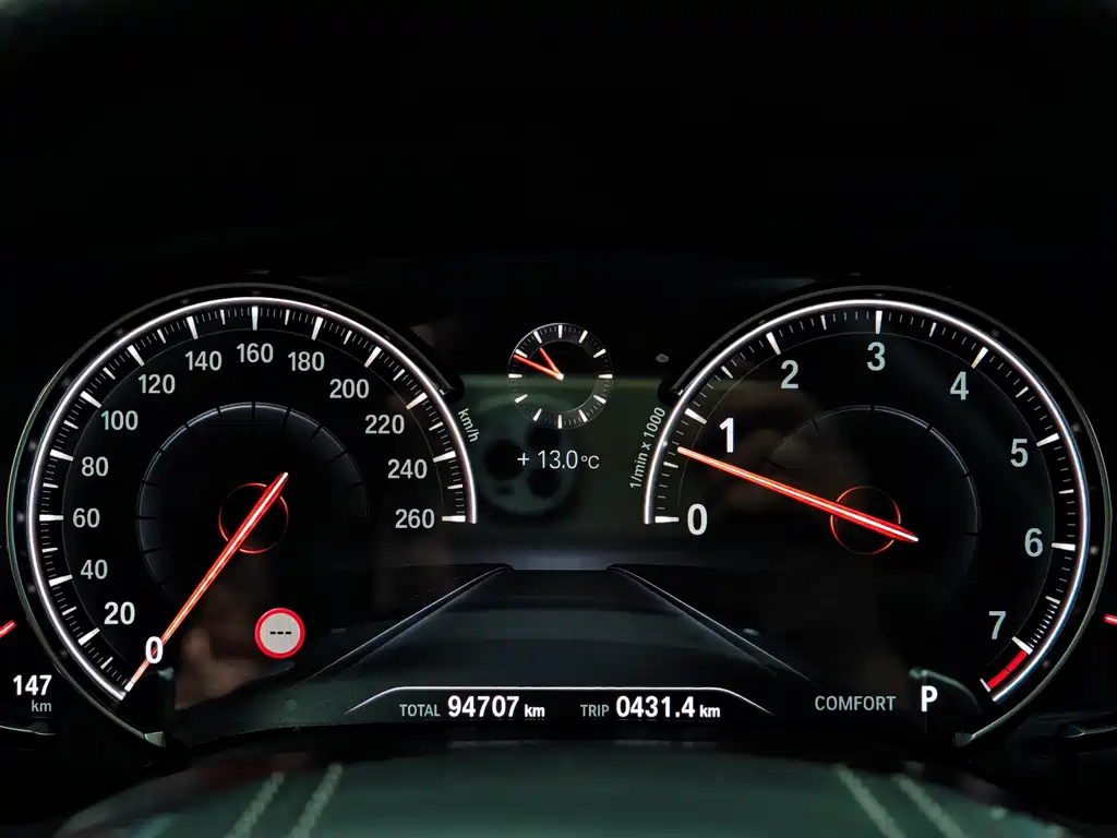 BMW 5 Series — миниатюра 26