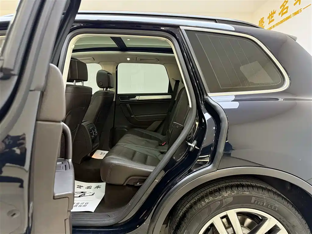 Volkswagen Touareg 2017 3.0TSI