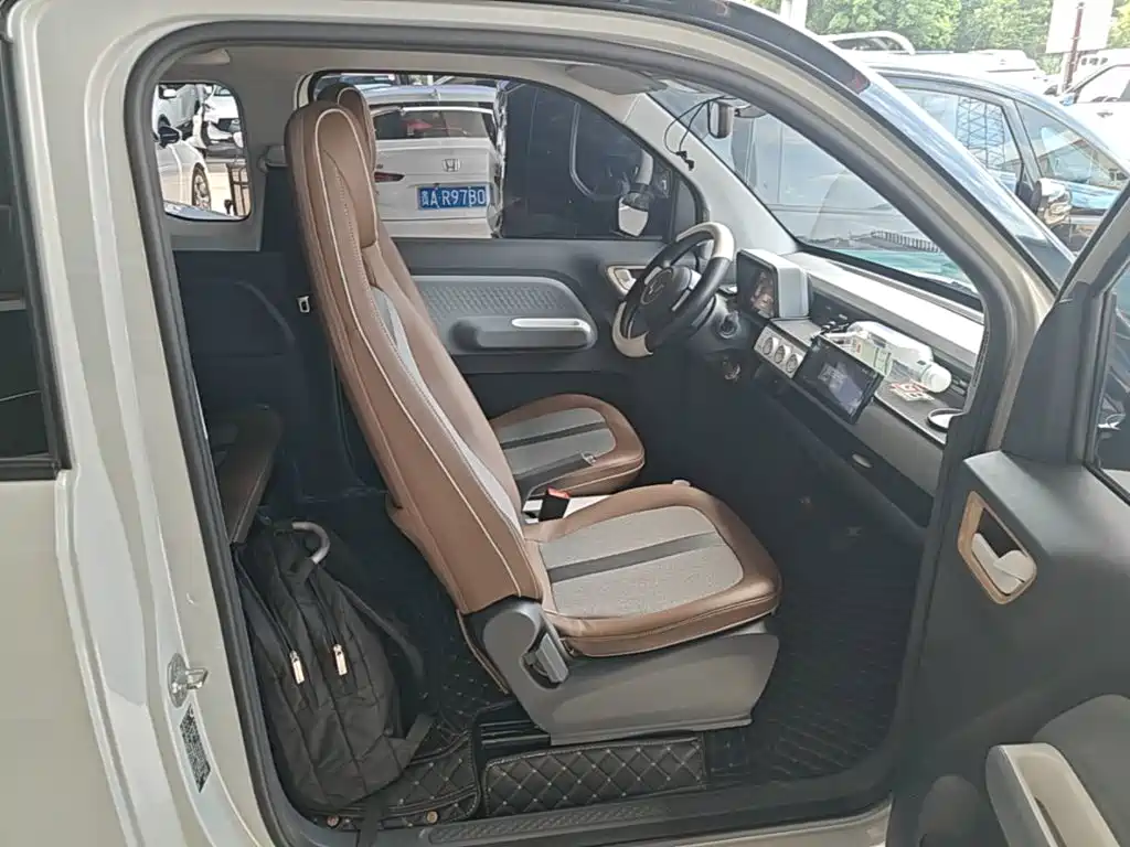 Wuling MINIEV — миниатюра 25