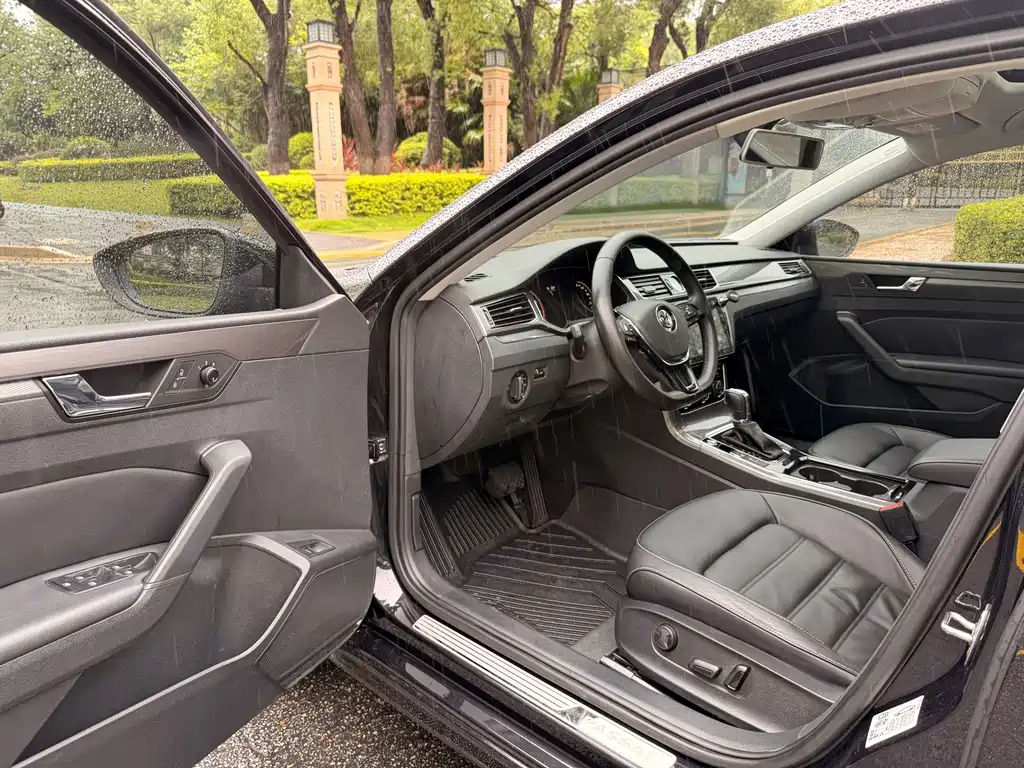 Volkswagen Passat — миниатюра 8