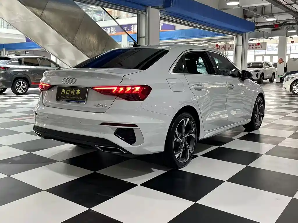 Audi A3 — миниатюра 9