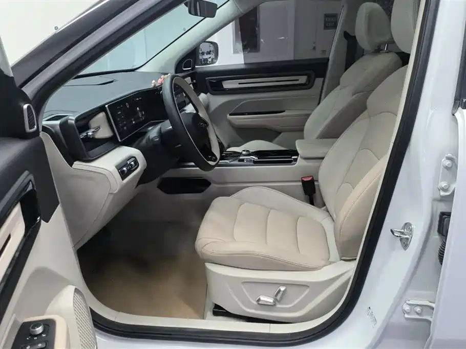 GEELY AUTOMOBILE GEELY ICON