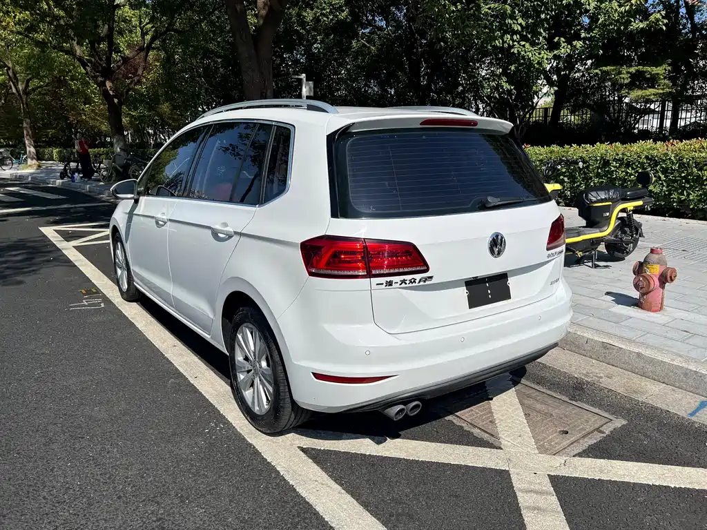 Volkswagen Golf Sportsvan — миниатюра 5