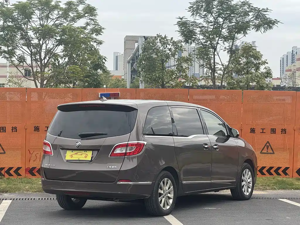 Buick GL8 2011 2.4L LT Luxury Executive