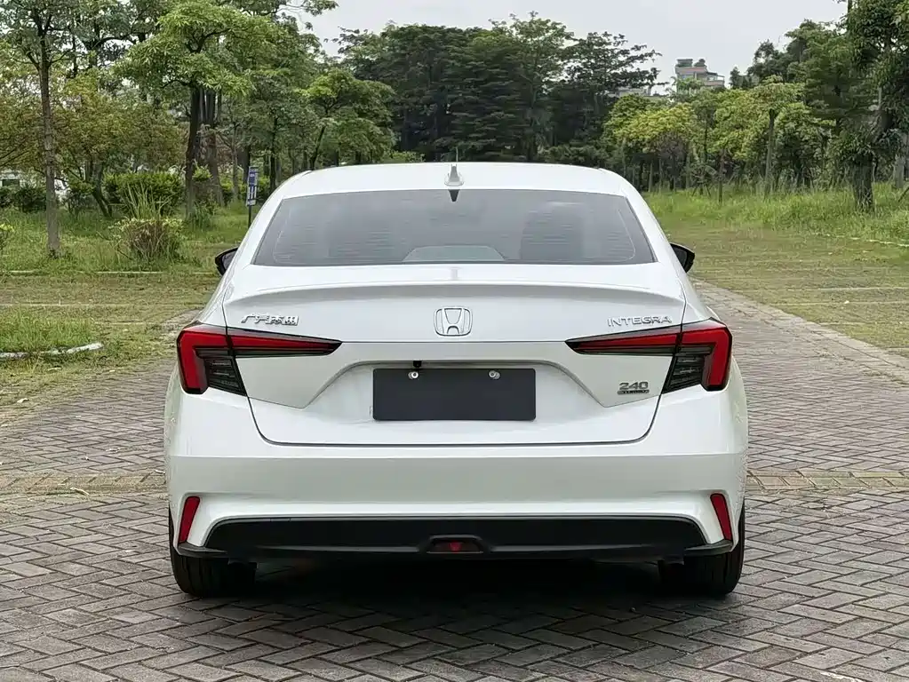 Honda Integra — миниатюра 5