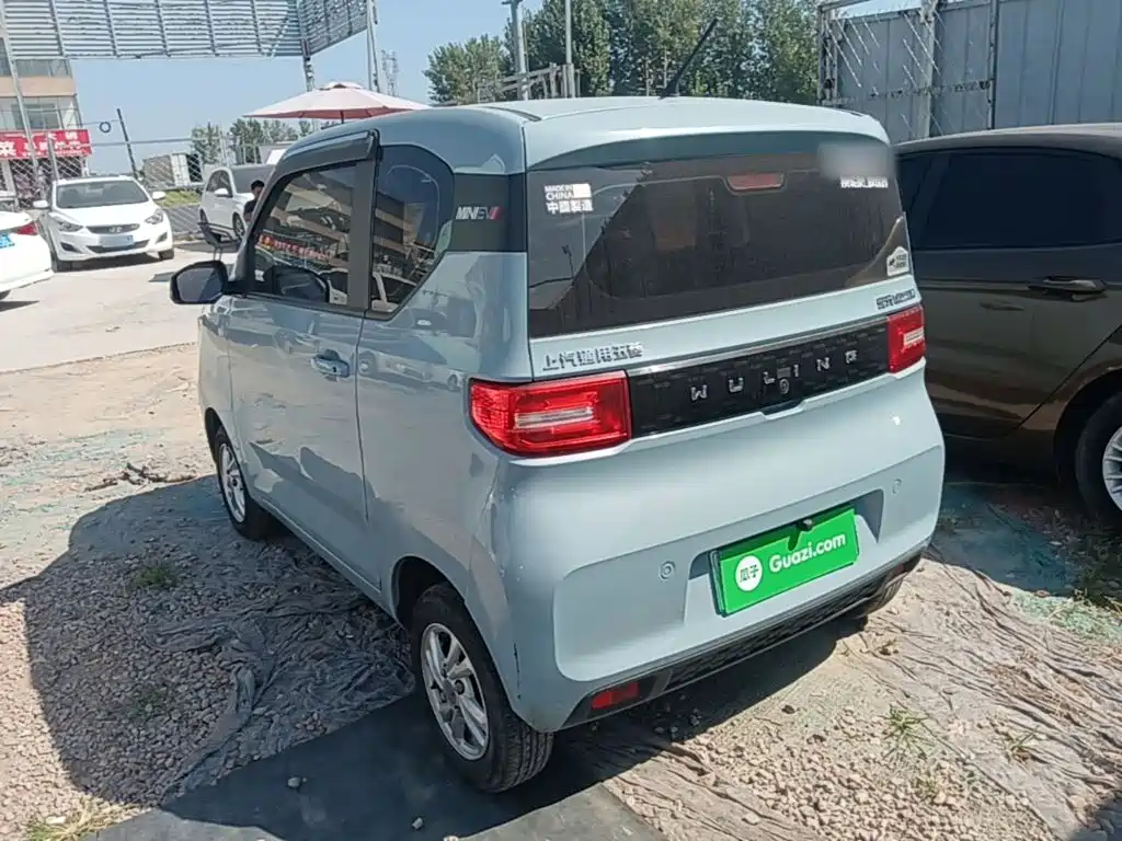 Wuling MINIEV — миниатюра 5
