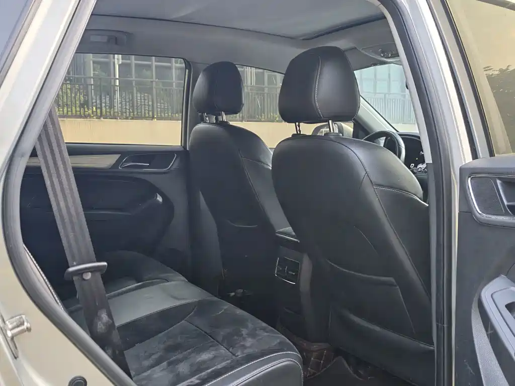 Roewe RX5 New Energy — миниатюра 12