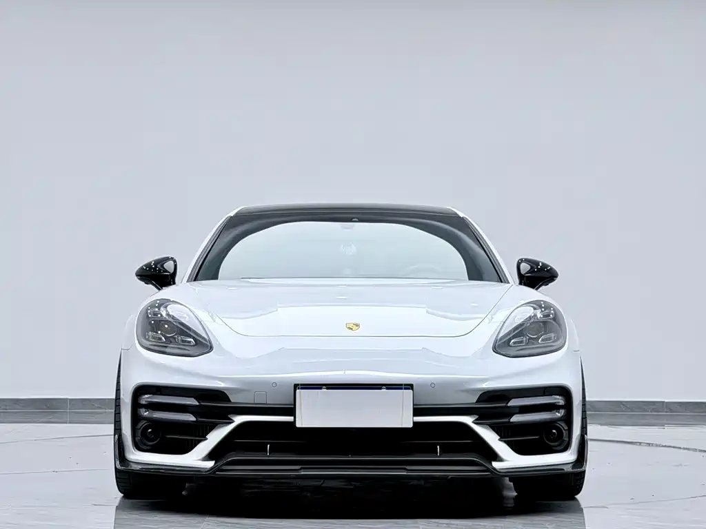 Porsche Panamera — миниатюра 2