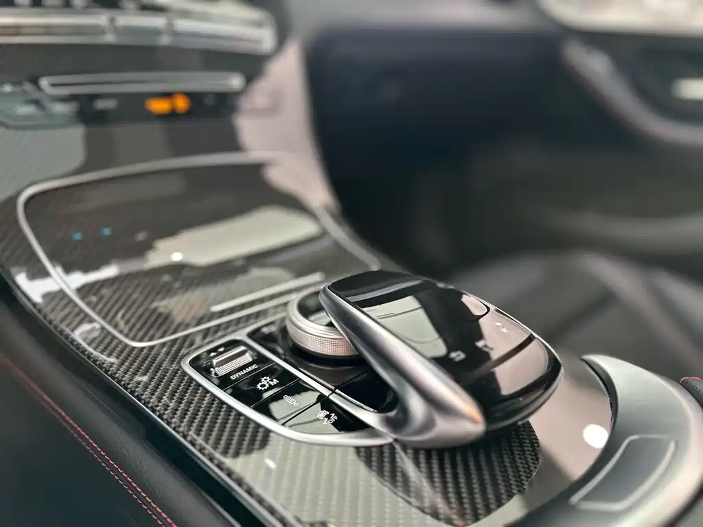 MERCEDES-BENZ GLC AMG