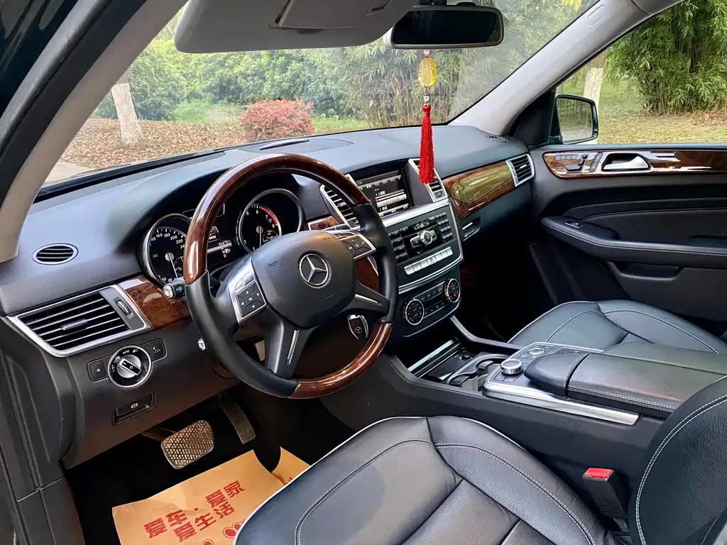 Mercedes-Benz M 2012 ML 350 Luxury