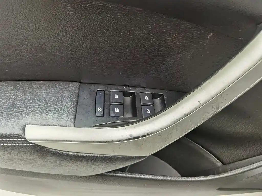 Buick Excelle 2013 XT 1.6L AT Fashion