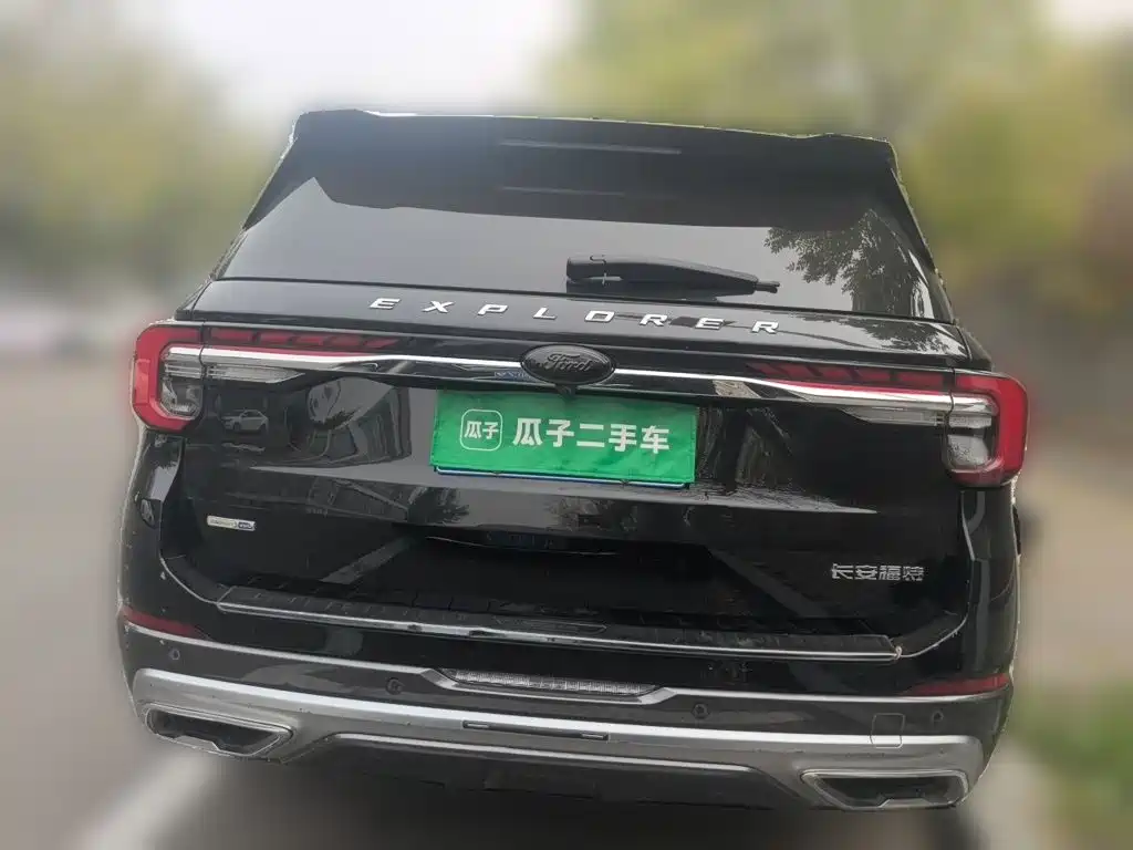 Ford Explorer — миниатюра 5