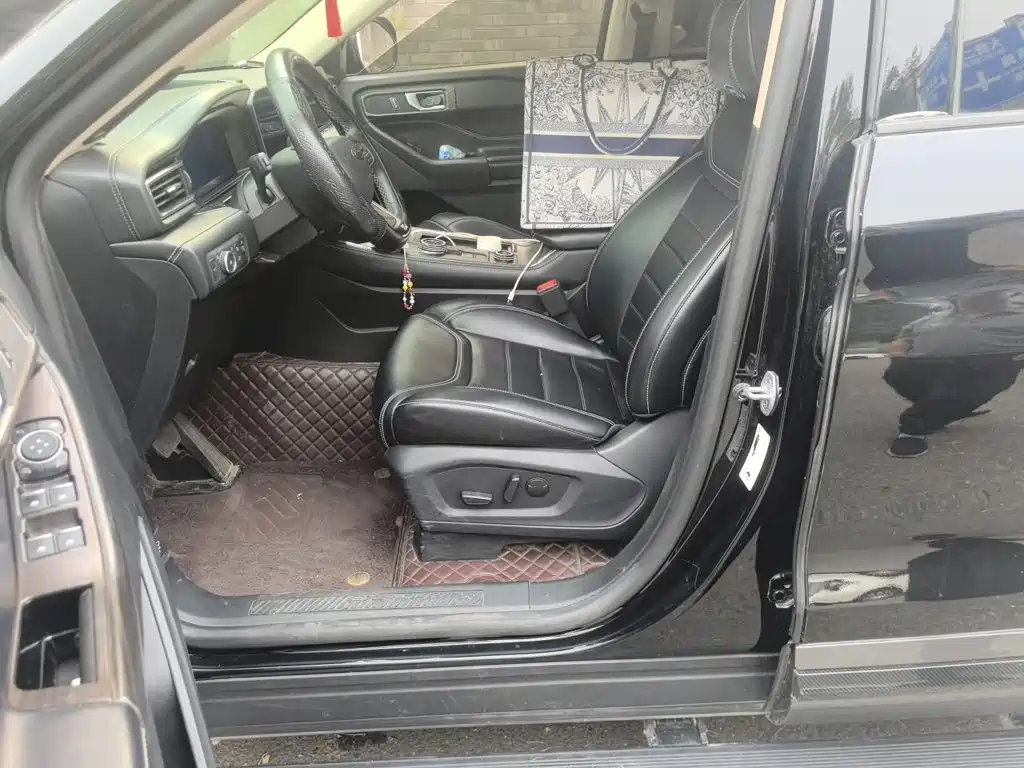 Ford Explorer — миниатюра 16