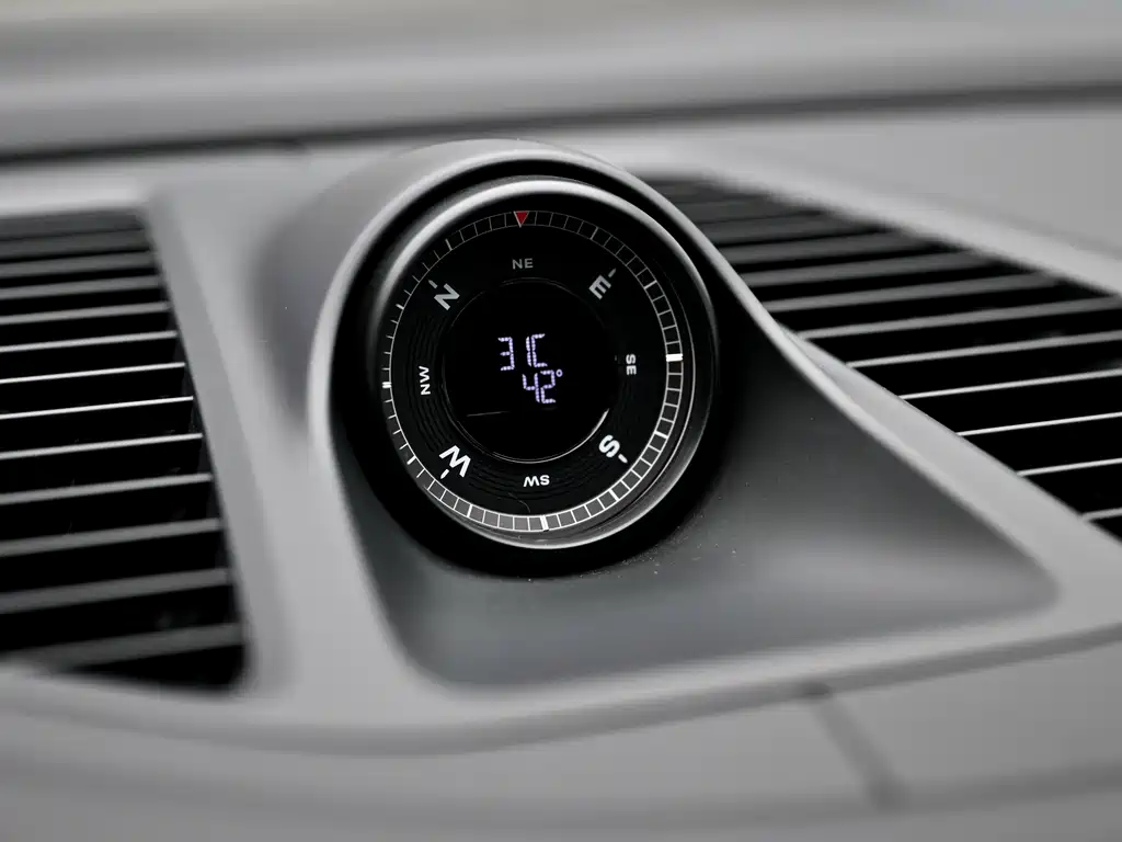 PORSCHE MACAN NEW ENERGY