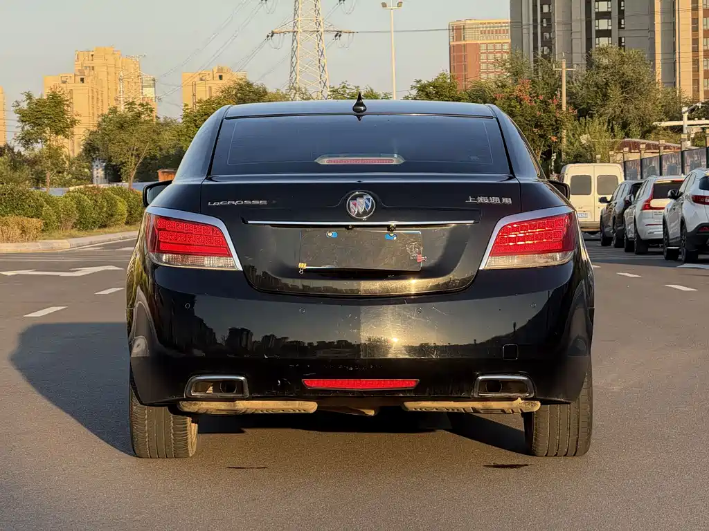 Buick LaCrosse — миниатюра 6