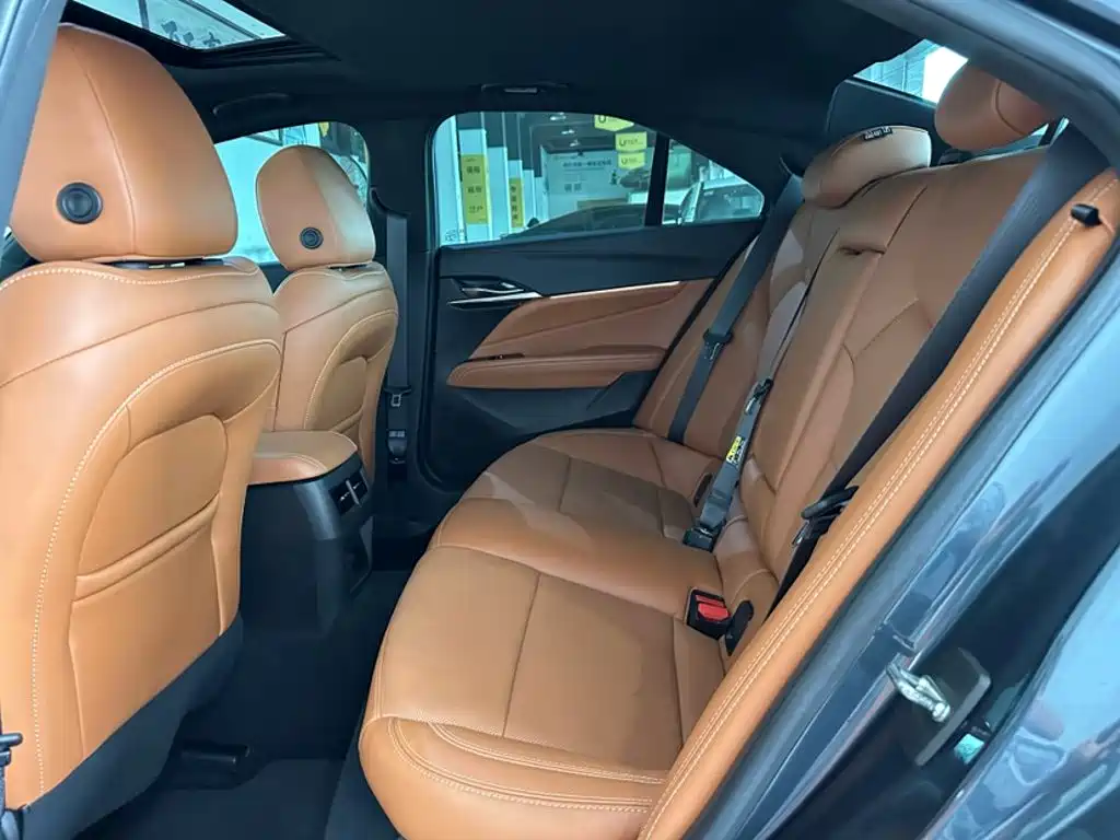 Cadillac CT4 — миниатюра 12