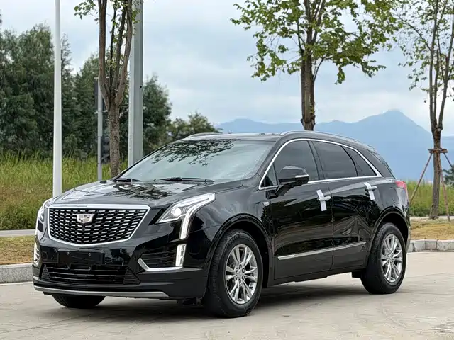 CADILLAC XT5