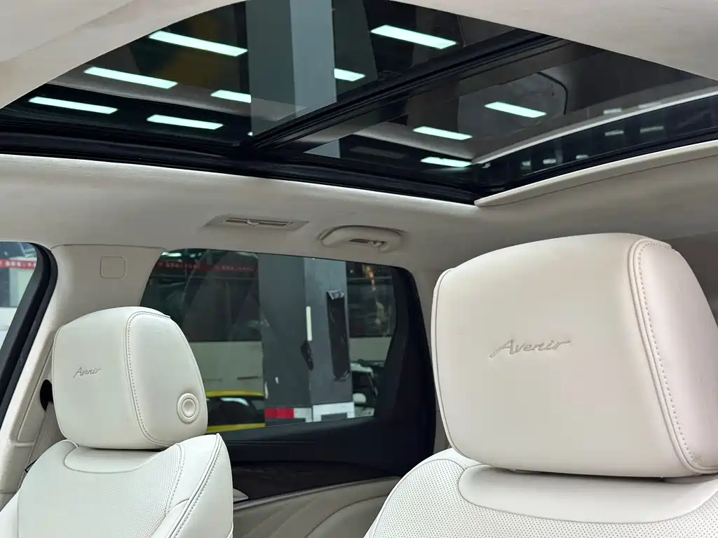 Buick Enclave — миниатюра 10