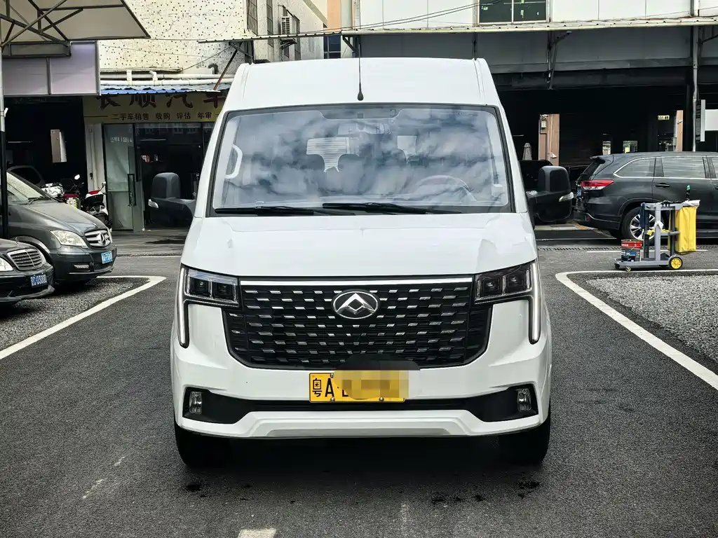 SAIC MAXUS XINTU V80