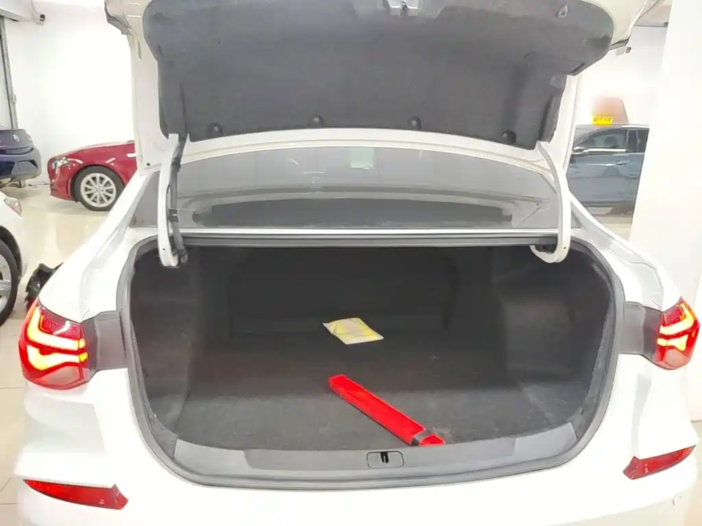 Chevrolet Monza — миниатюра 19