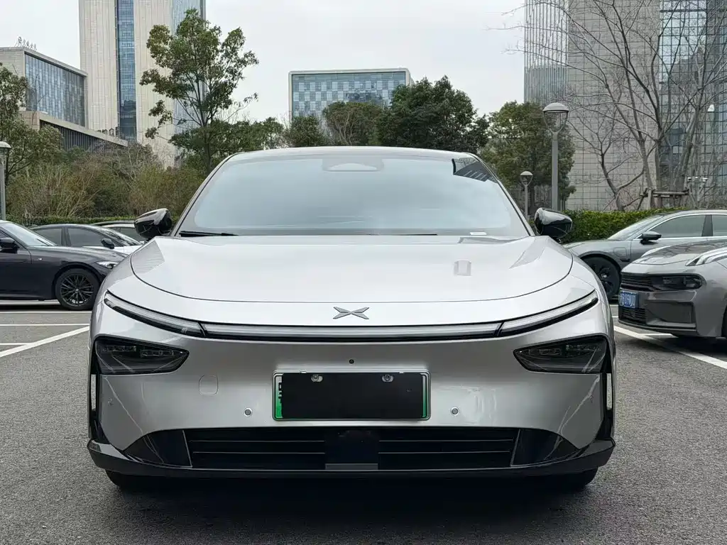 XPeng P7+ — миниатюра 2
