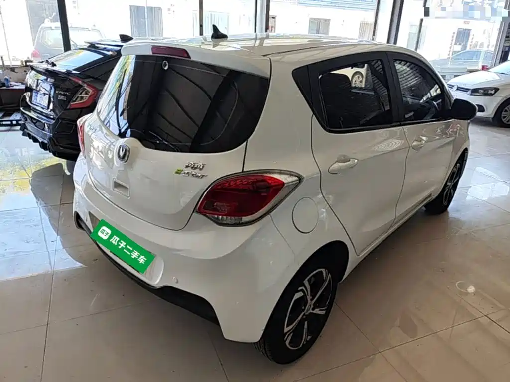 Changan Benben E-Star — миниатюра 7
