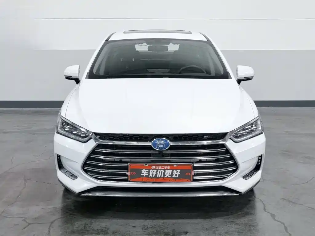 BYD Qin Pro Pro 2019 DM 1.5TI AT VI
