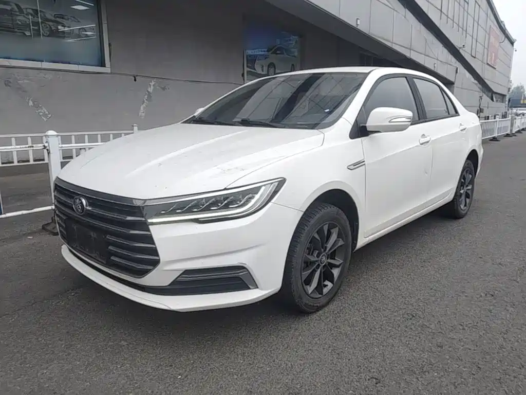 BYD Qin — миниатюра 2