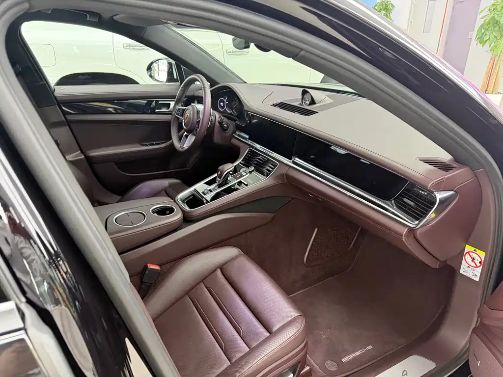 Porsche Panamera Hybrid — миниатюра 7