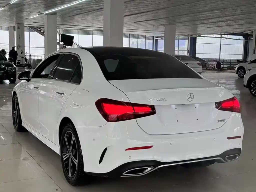 MERCEDES-BENZ A CLASS