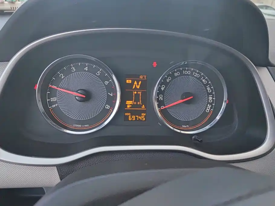 Chevrolet Sail — миниатюра 14