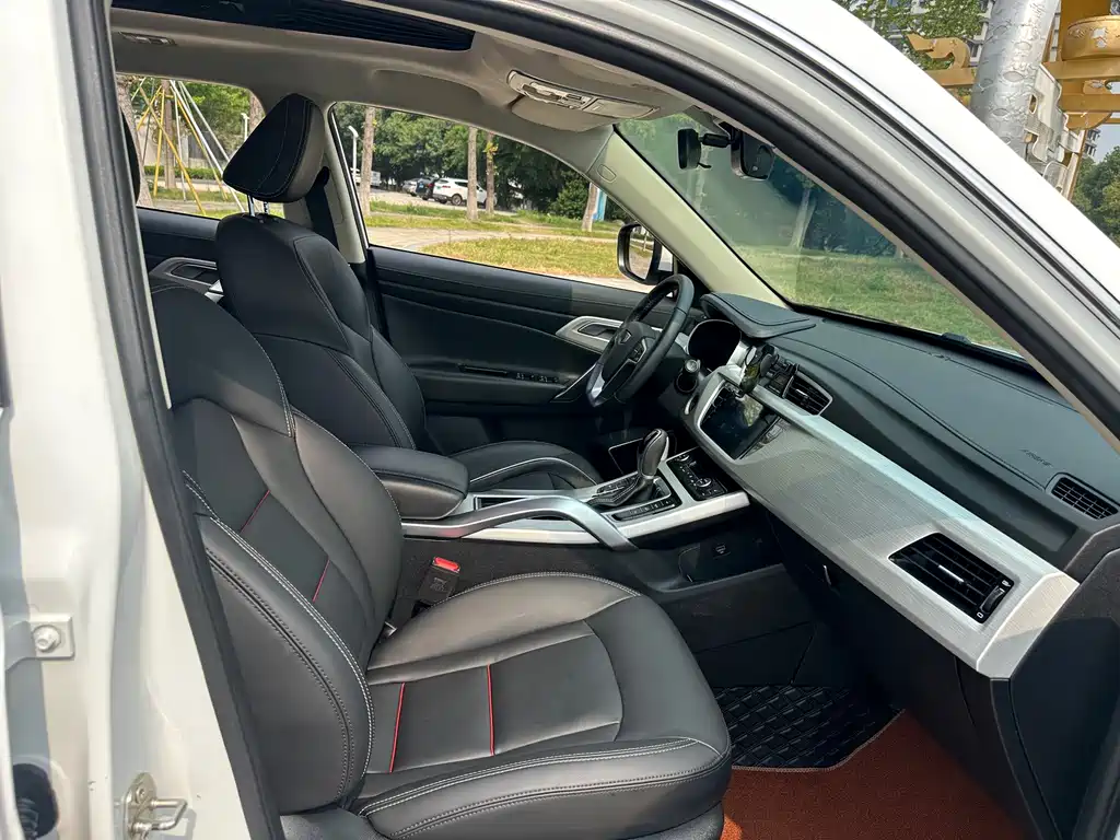 Geely Boyue — миниатюра 10