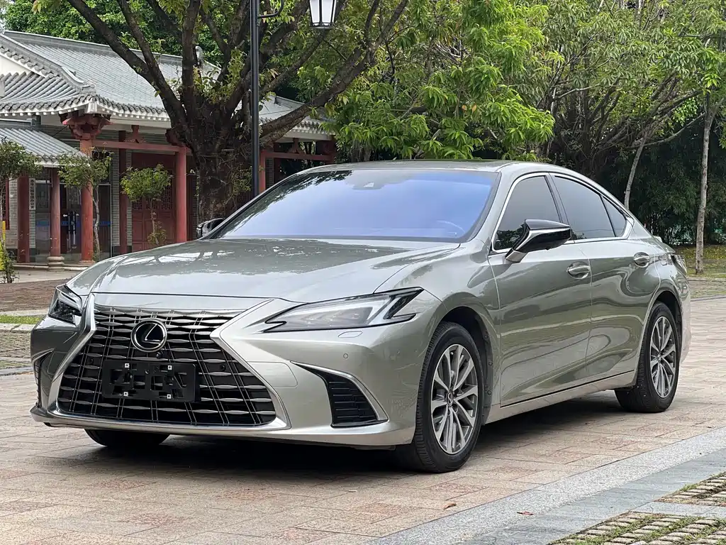 Lexus ES — фотографии объявления, Фото 2