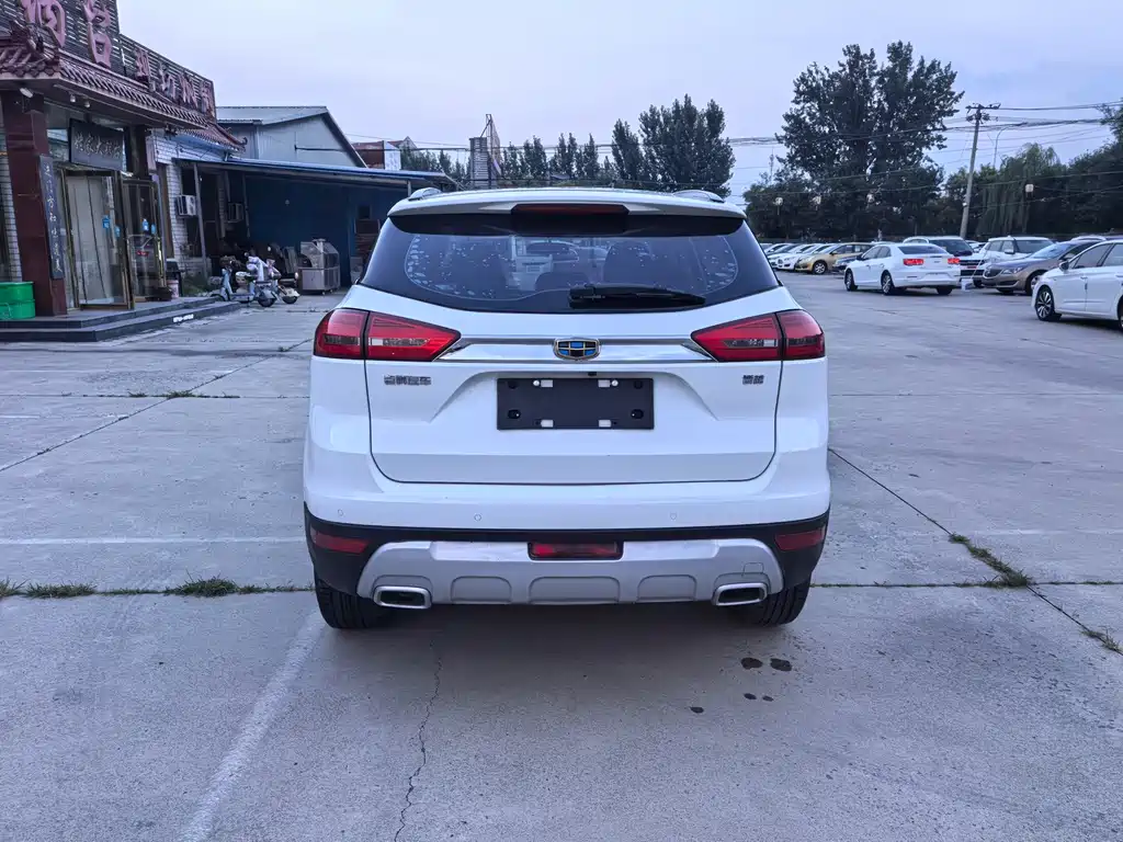 Geely Boyue — миниатюра 6
