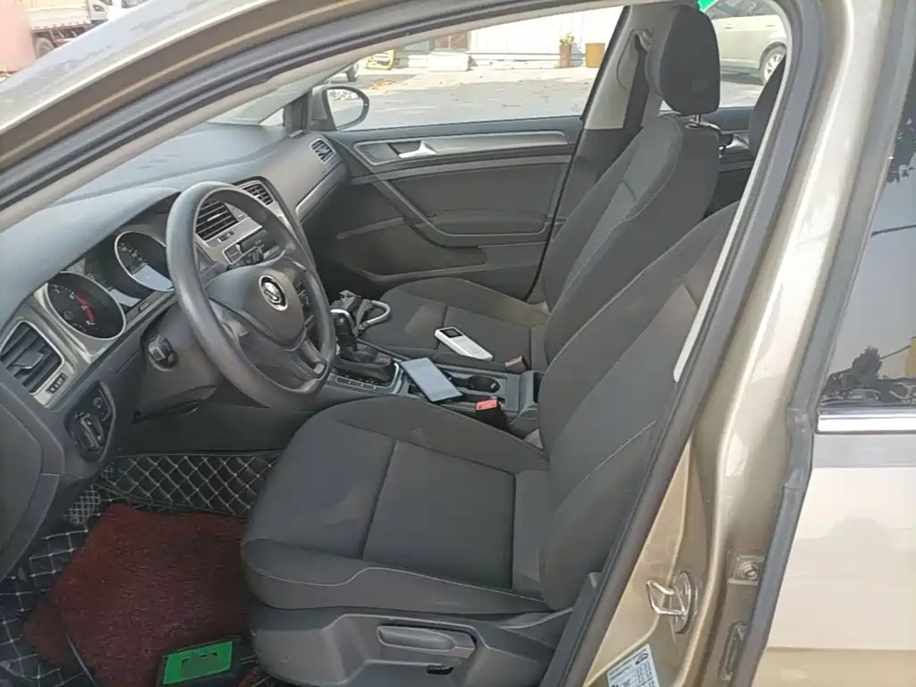 Volkswagen Golf — миниатюра 15